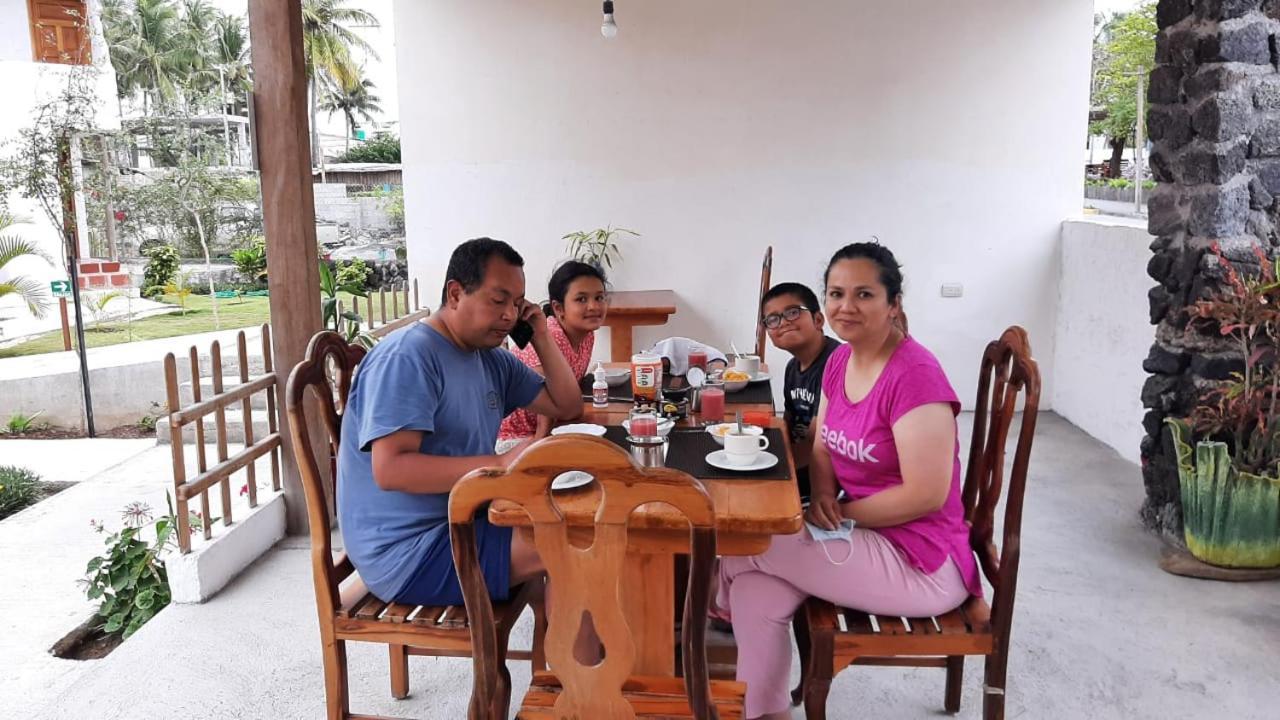 Hostal Tero Real Puerto Villamil Eksteriør billede