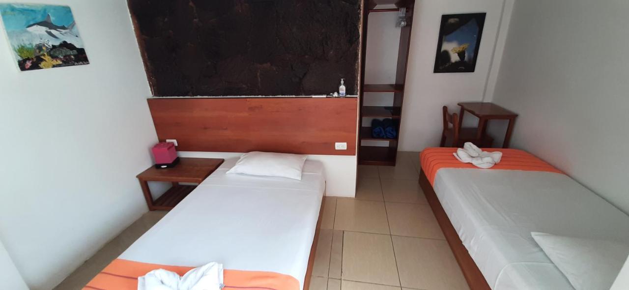Hostal Tero Real Puerto Villamil Værelse billede