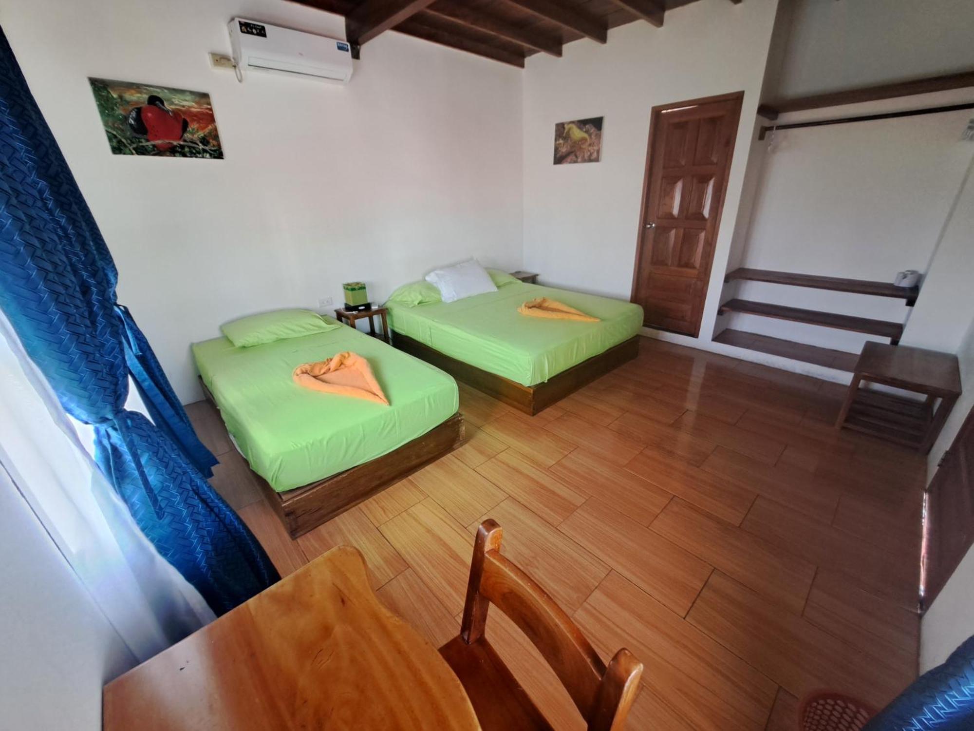 Hostal Tero Real Puerto Villamil Værelse billede